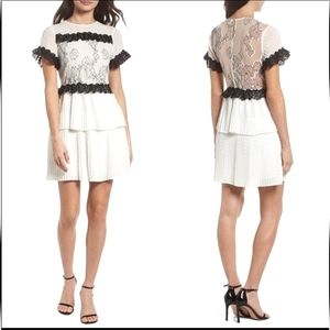 NWT $158 Foxiedox Melita Tiered Lace Dress Size Medium
